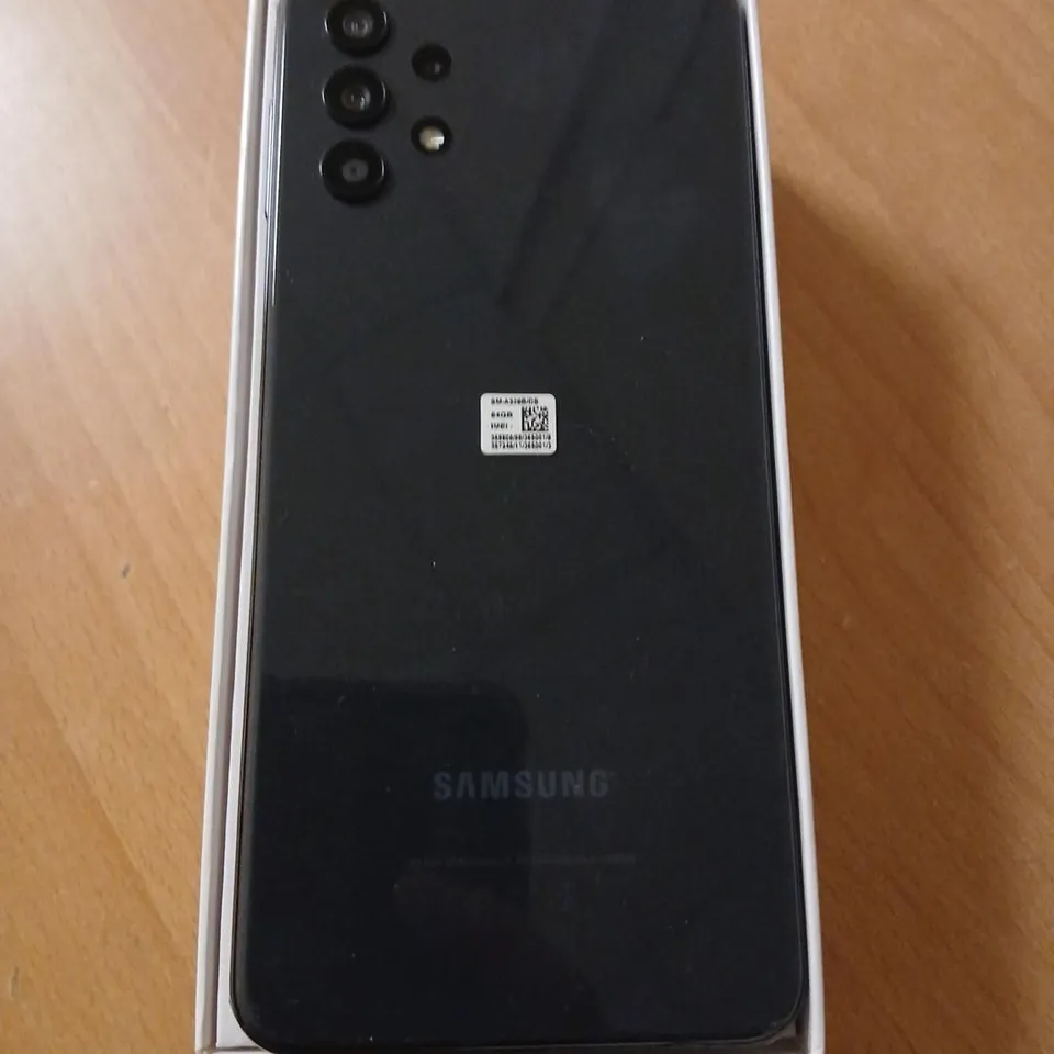 SAMSUNG GALAXY A32 5G SMARTPHONE – BLACK – BOXED