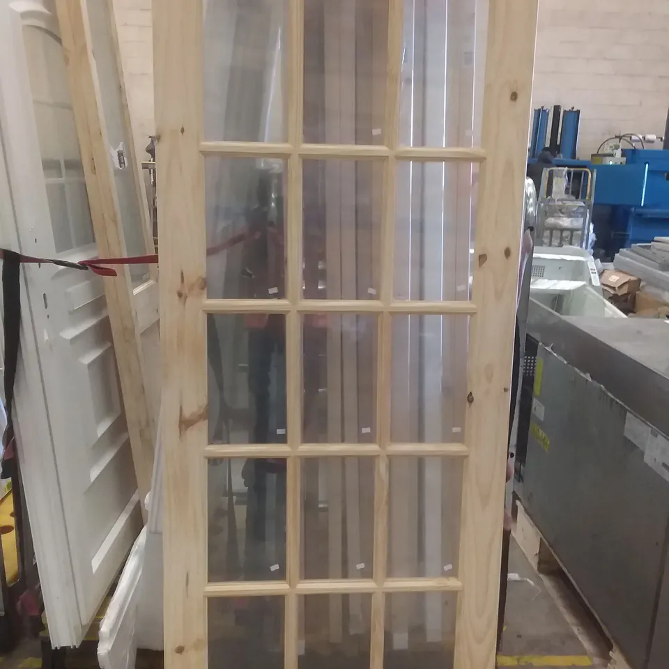 15 LITE KNOTTY PINE GLAZED INTERNAL DOOR 78" X 33"