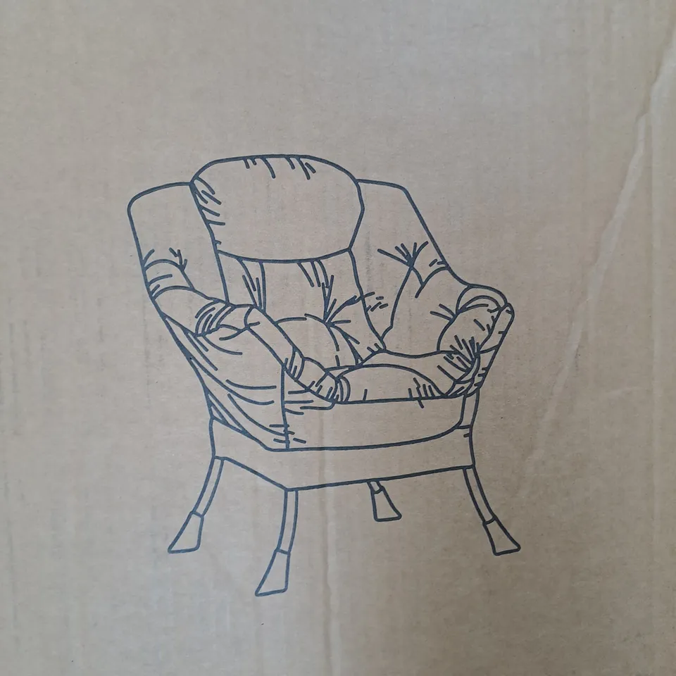 DINING CHAIR 