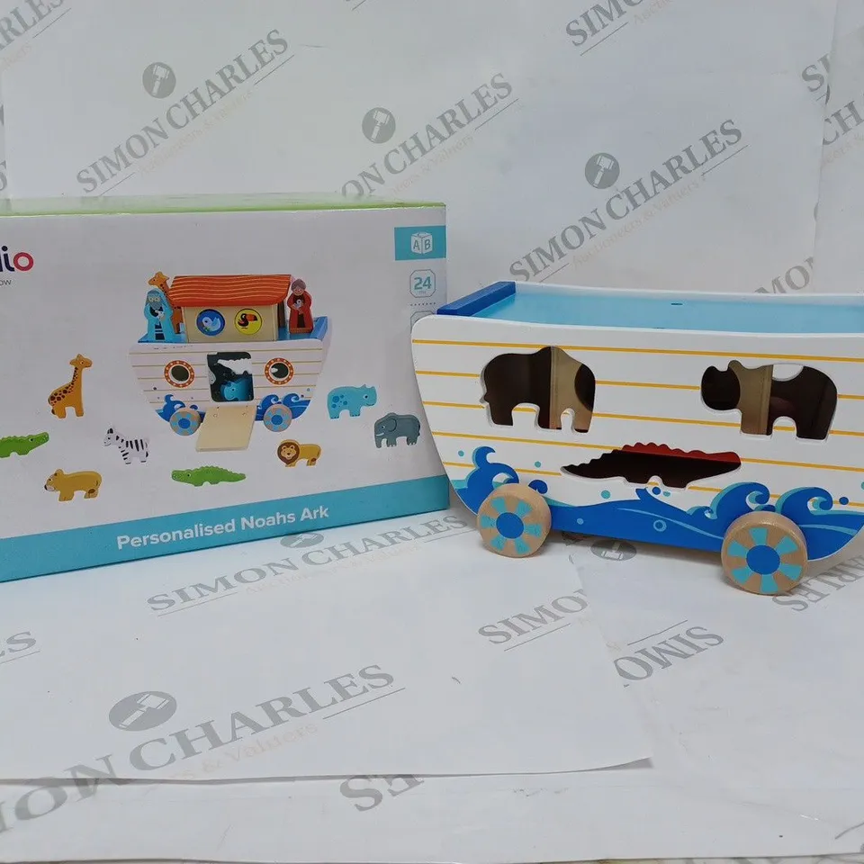 BOXED STUDIO PERSONALISED NOAH'S ARK AGES 3+