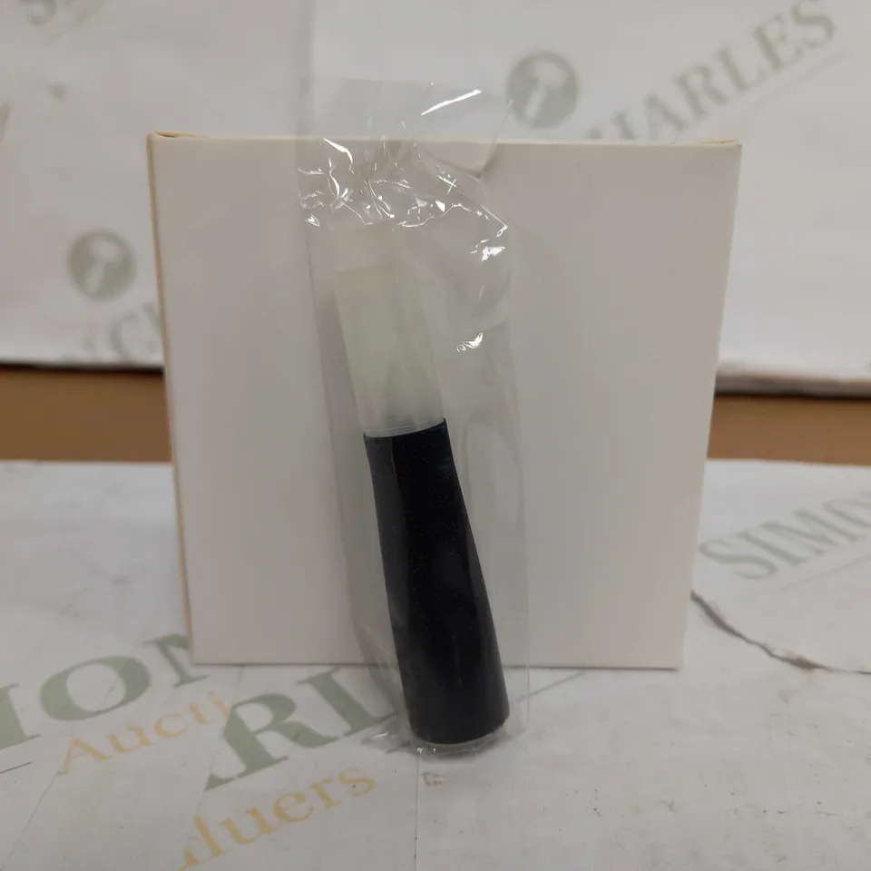 BOX OF APPROX 50 BLACK/CLEAR FLAT MOUTHPIECES