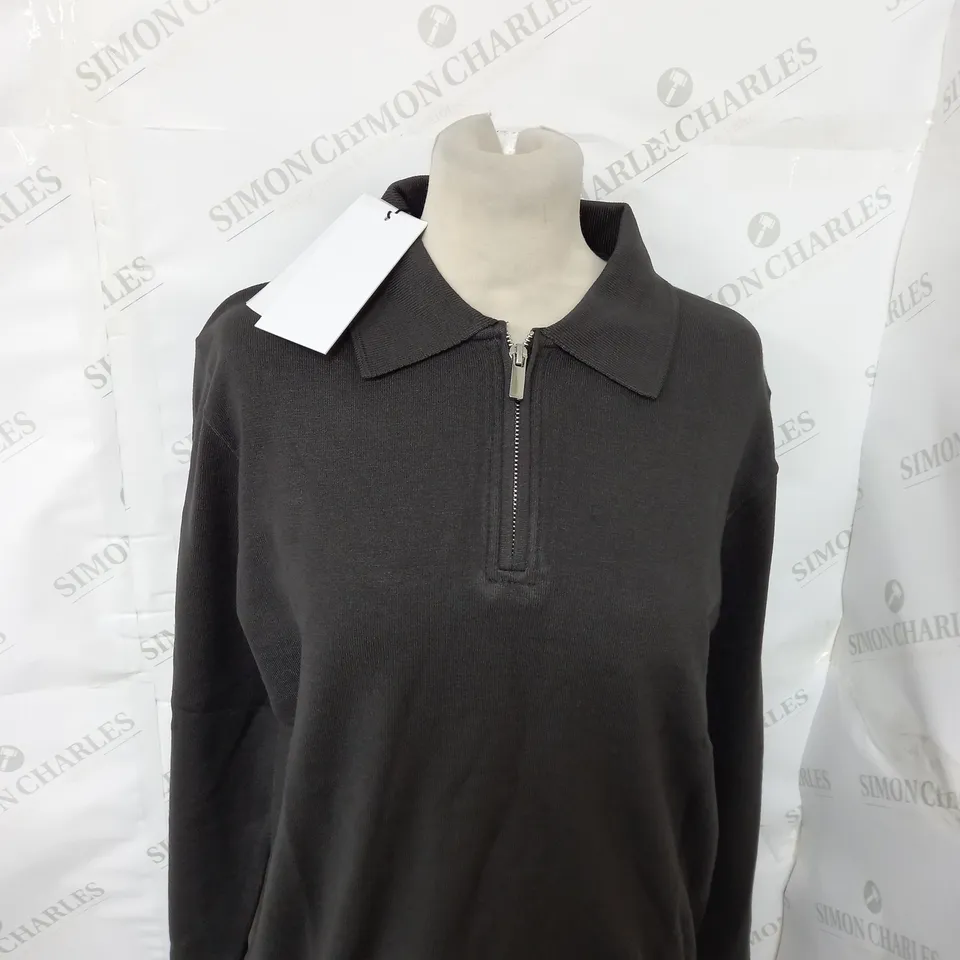 RAITH KNITTED LONG SLEEVE 1/4 ZIP TOP SIZE M