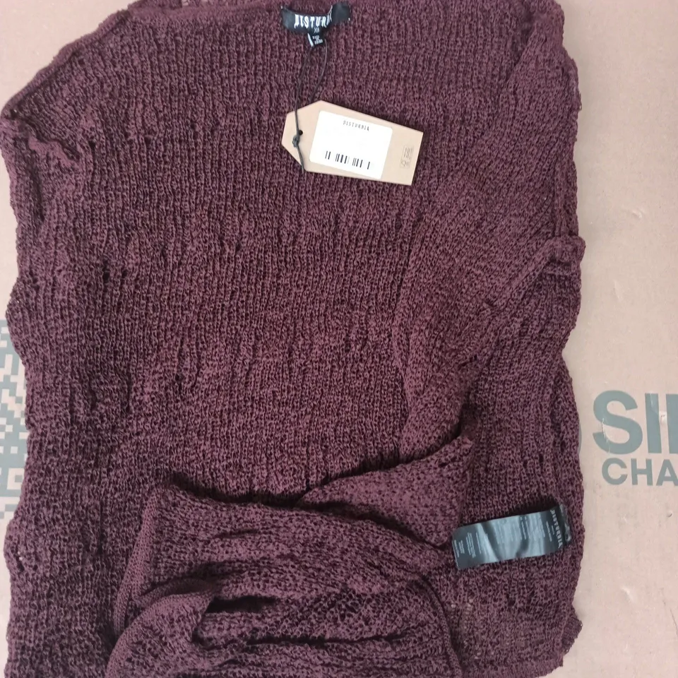 DISTURBIA DAMIEN LADDER KNIT TOP IN BURGUNDY SIZE XL