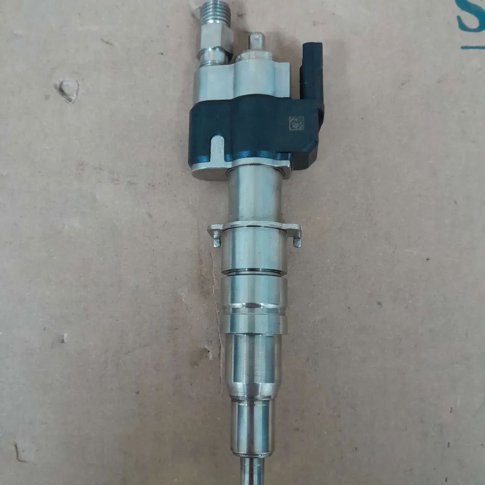 UNBRANDED FUEL  INJECTOR 