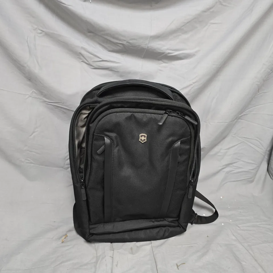 VICTORINOX BLACK TRAVEL BACKPACK 