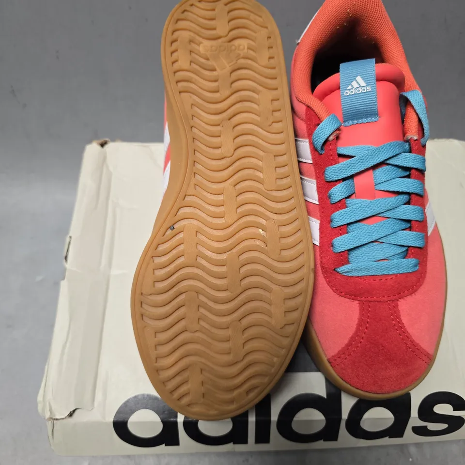 BOXED ADIDAS VL COURT 3.0 SIZE 3,5