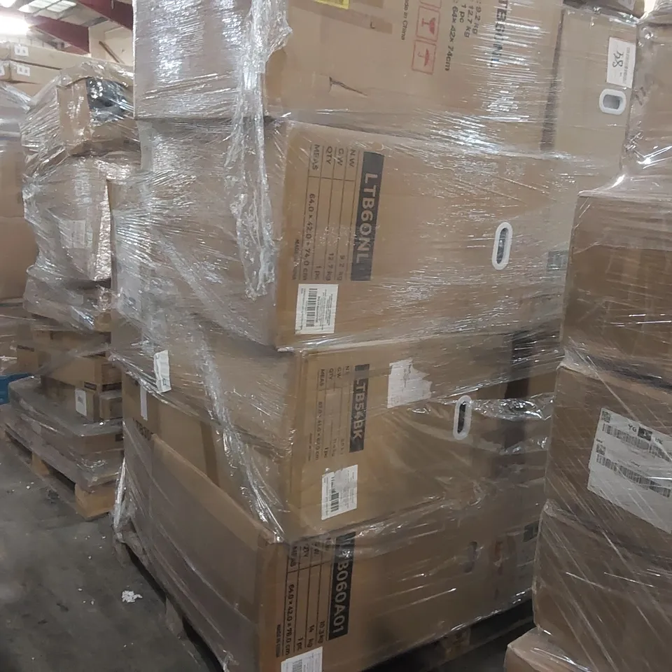 PALLET CONTAINING A LARGE QUANTITY OF SONGMICS BINS AND OTHER ASSORTED ITEMS