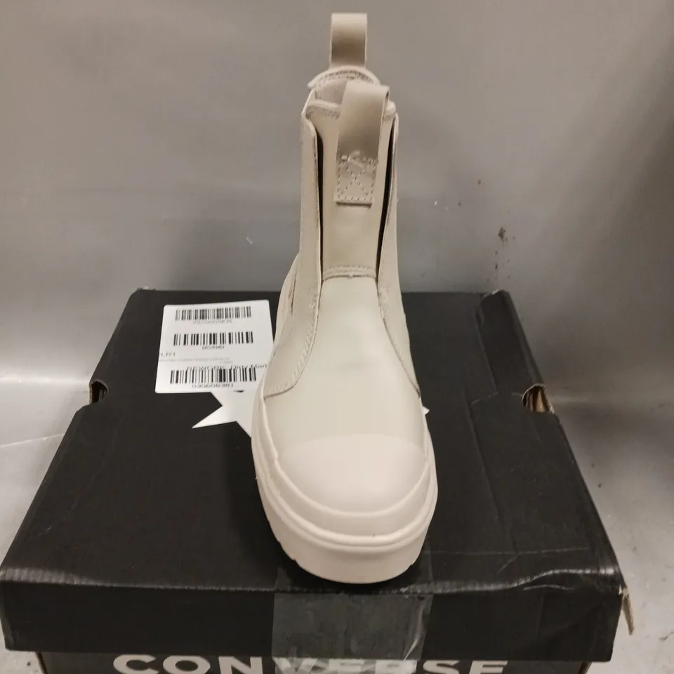 CONVERSE JUNIOR GIRLS CRAFTED FASHION LEATHER HI TRAINERS - BEIGE - SIZE 3 OLDER