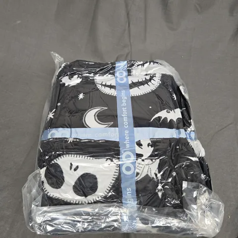 SEALED OODIE HOODED OVERSIZED BLANKET - A NIGHTMARE BEFORE CHRISTMAS