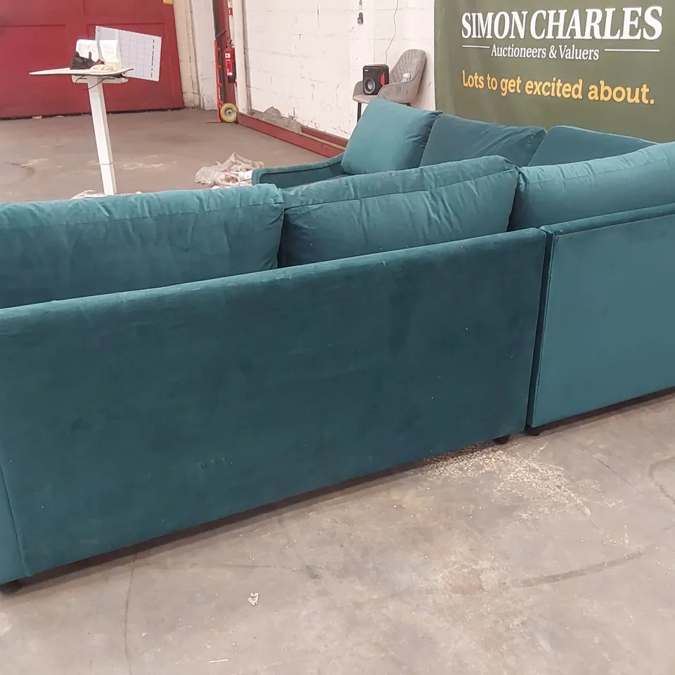 QUALITY DESIGNER THE BISFORD 8 SEATER CORNER SOFA BED - EMERALD VELVET
