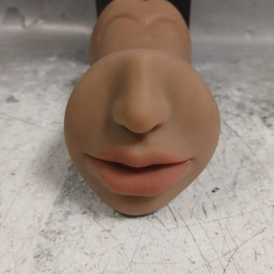 BOXED SEX DOLL 8*8*16CM