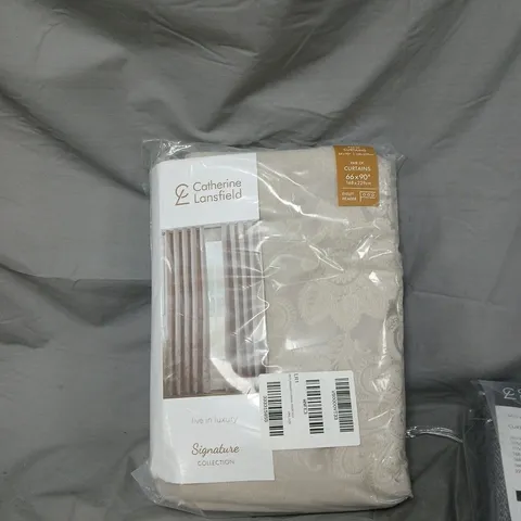 BOX OF APPROXIMATELY 5 CATHERINE LANSFIELD BEDDING PRODUCTS(ASSORTED COLORS AND SIZES) TO INCLUDE:EYELET CURTAINS AND GREY EYELET CURTAINS