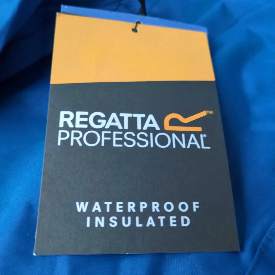 REGATTA PROFESSIONAL WATERPROOF INSULATED JACKET WITH ALZHEIMER'S SOCIETY BRANDING – UK M (EU 50)