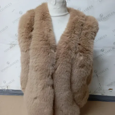MALISSA J SHORTER LENGTH FAUX FUR GILET IN CARAMEL SIZE S/M 