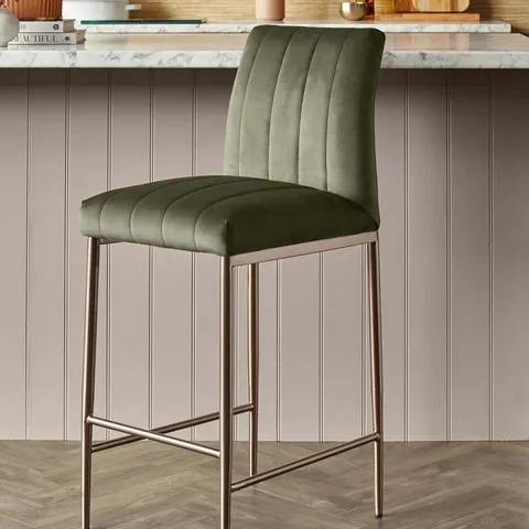 BOXED DANETTI KENDRA OLIVE GREEN VELVET BAR STOOL (1 BOX)