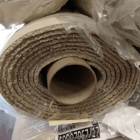 ROLL OF QUALITY EC HEARTLAND KEMPSEY // APPROX SIZE: 4 X 6m