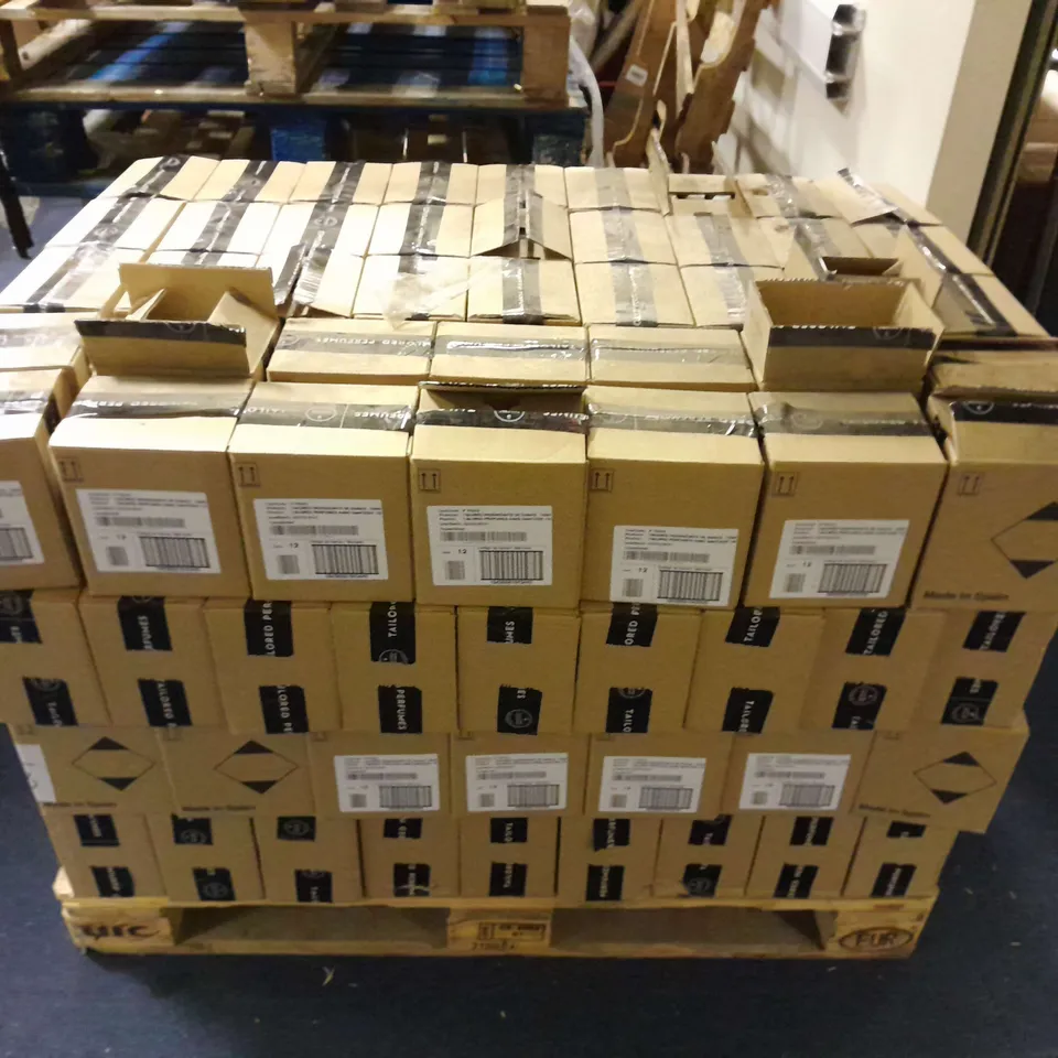 PALLET OF APPROX 1900 BOXED HAND SANITIZER GEL BOTTLES - 75% ALCOHOL 150 ML PER BOTTLE - COLLECTION ONLY 