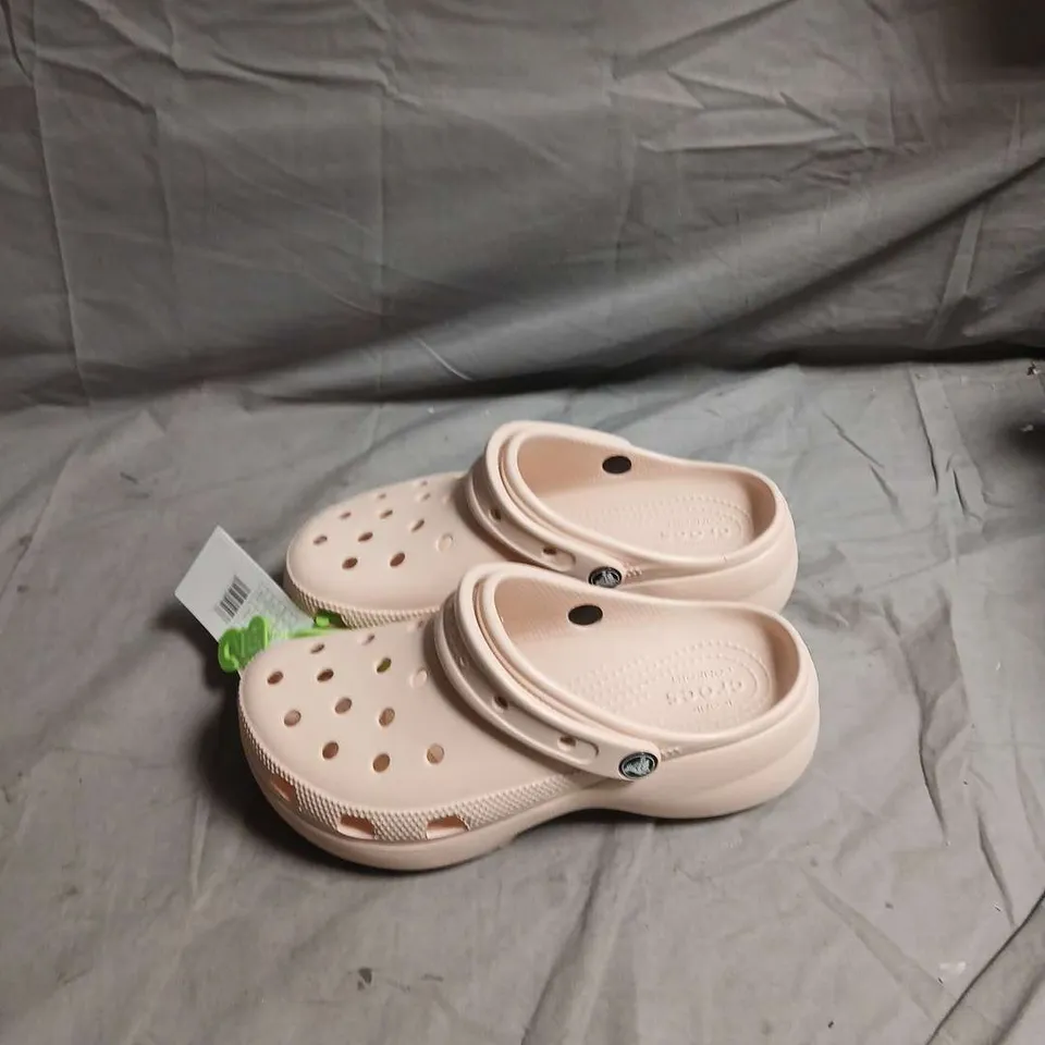 CROCS CLOGS – PEACH PINK - SIZE UK 6 
