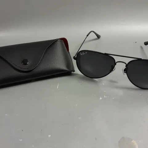 RAY-BAN 3025 AVIATOR LENS SUNGLASSES