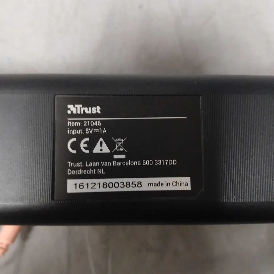 TRUST SOUNDBAR 21046 – USB-POWERED, BLACK