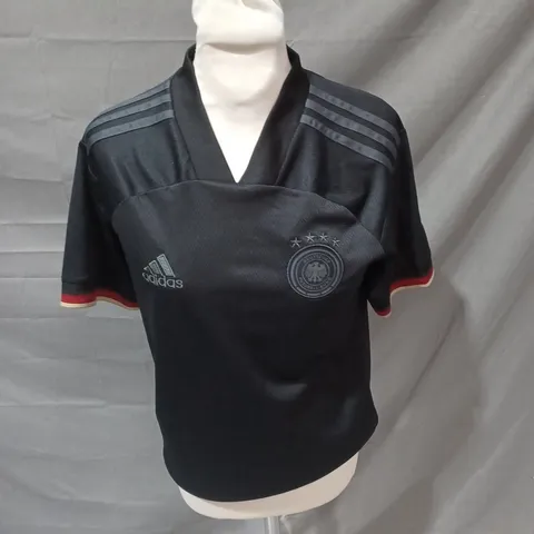 ADIDAS GREMAN FOOTBALL SHIRT - 13/14 YEARS 