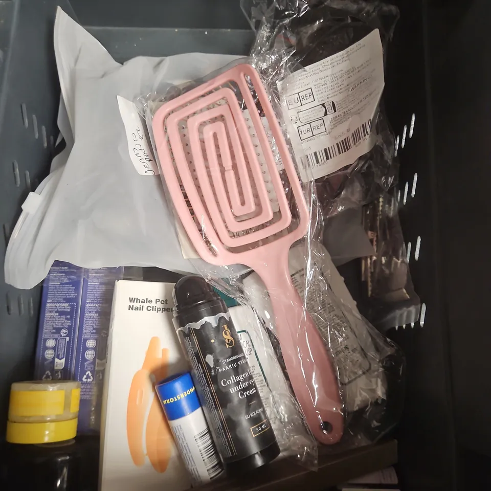 APPROXIMATEY 20 ASSORTED HEALTH AND BEAUTY PRODUCTS TO INCLUDE - OLAY BODY WASH - OILATUM EMOLLIENT - EBIN BRAID FORMULA - ETC