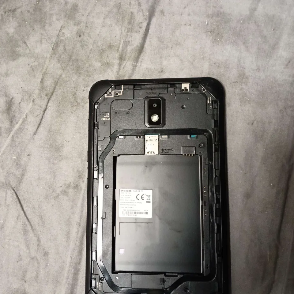 SAMSUNG TABLET PC SM-T395 16GB – FRONT CRACKED DISPLAY