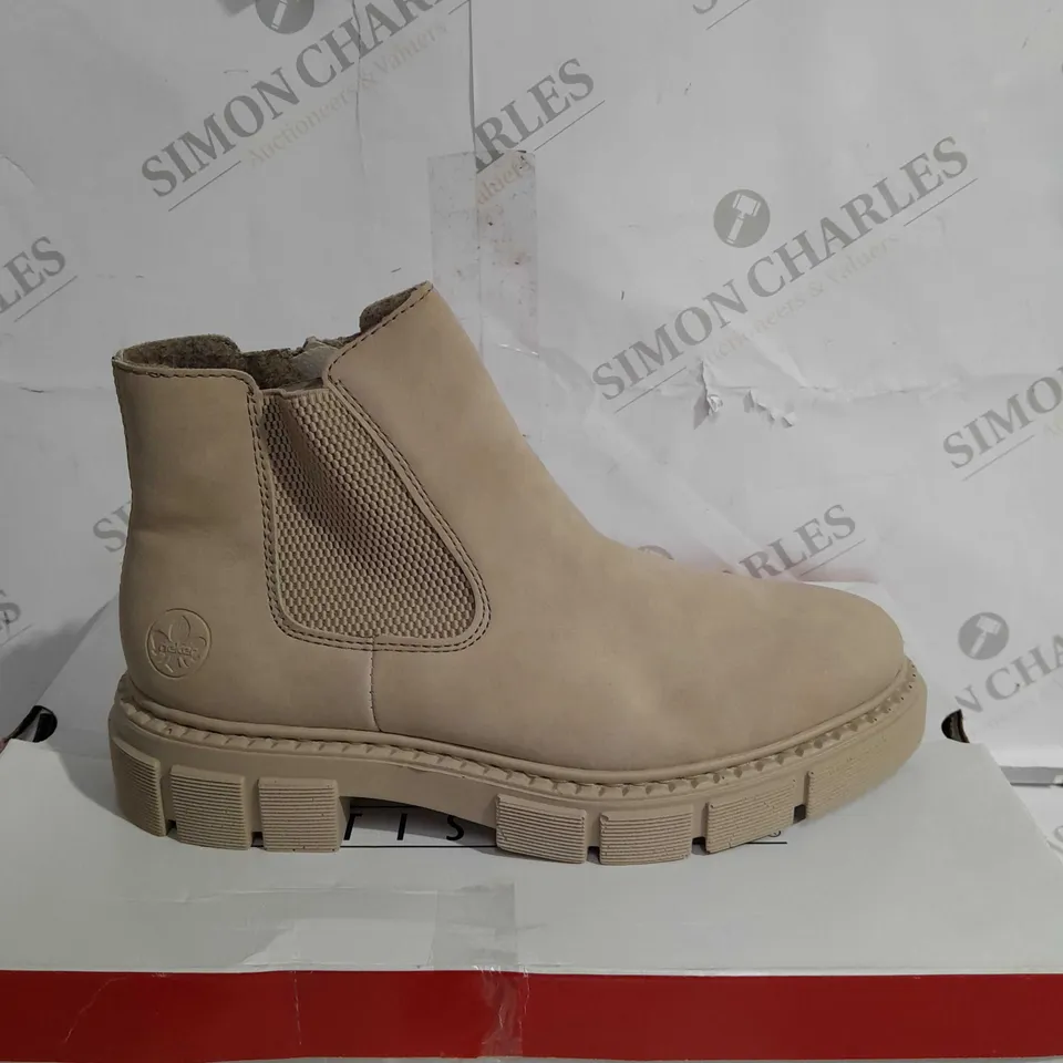 BOXED RIEKER CHUNKY ANKLE BOOTS, OFF WHITE - SIZE 6.5