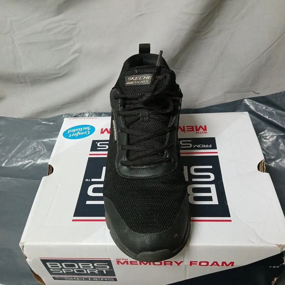 SKECHERS BOBS SPORT BLACK TRAINERS SIZE 8 BOXED