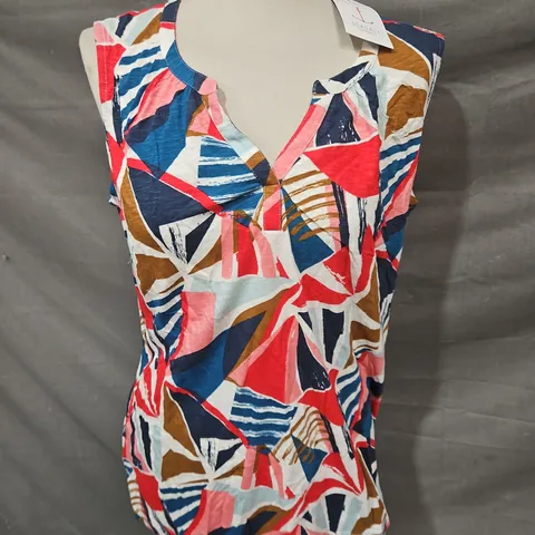 SEASALT CORNWALL PURIST VEST IN SPINNAKER SAILS CHALK SIZE 16
