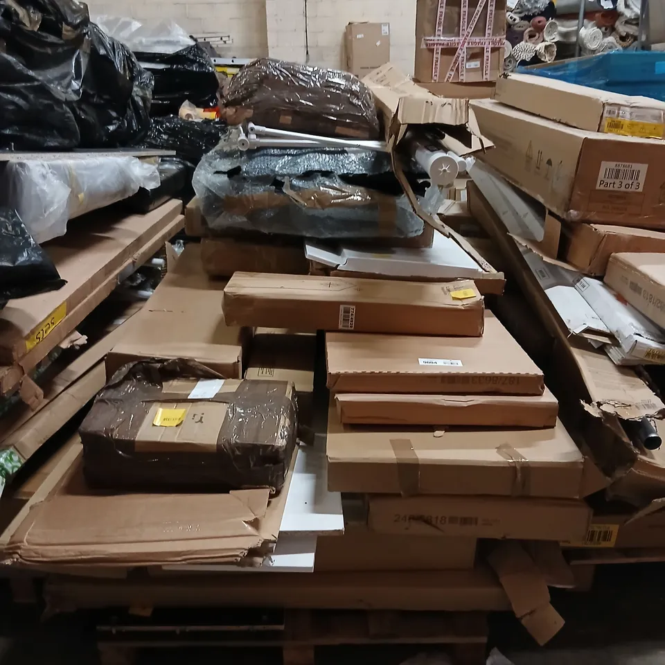 PALLET OF ASSORTED UNPROCESSED RAW RETURN FURNITURE