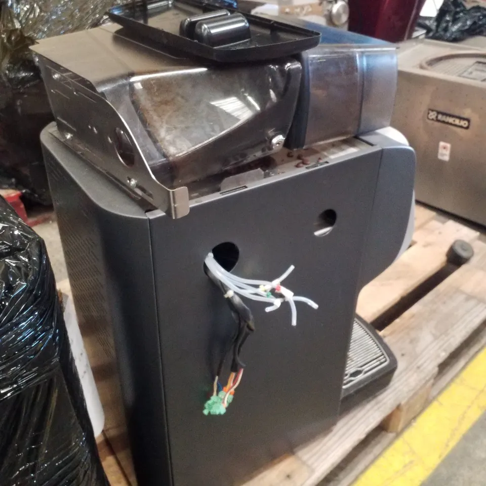 EGRO ONE TOP MILK BEAN TO CUP COFFEE MACHINE 