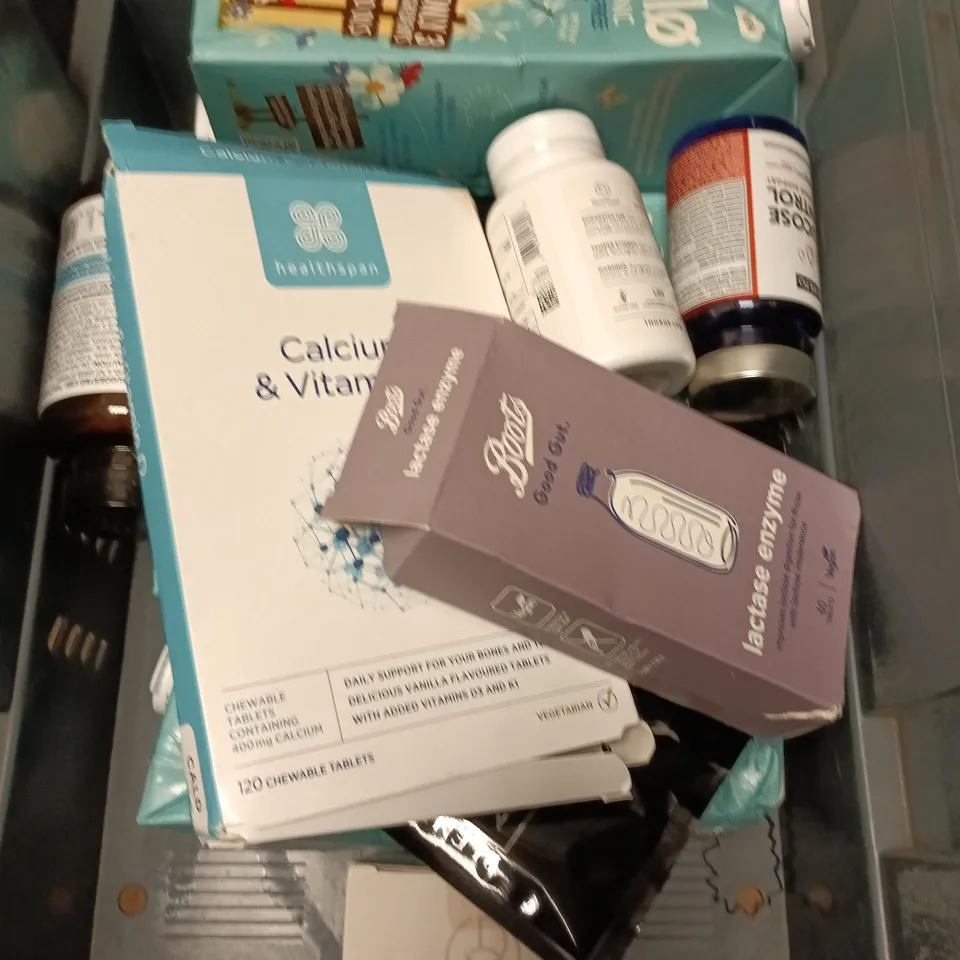 APPROXIMATELY 10 ASSORTED FOOD/DRINK PRODUCTS TO INCLUDE GOOD GUT SUPPLEMENT, ENGLISH BREAKFAST TEABAGS, KALLO DRINK ETC