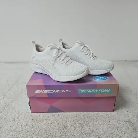 SKECHERS ULTRA FLEX 3.0 WHITE TRAINERS UK 7 BOXED