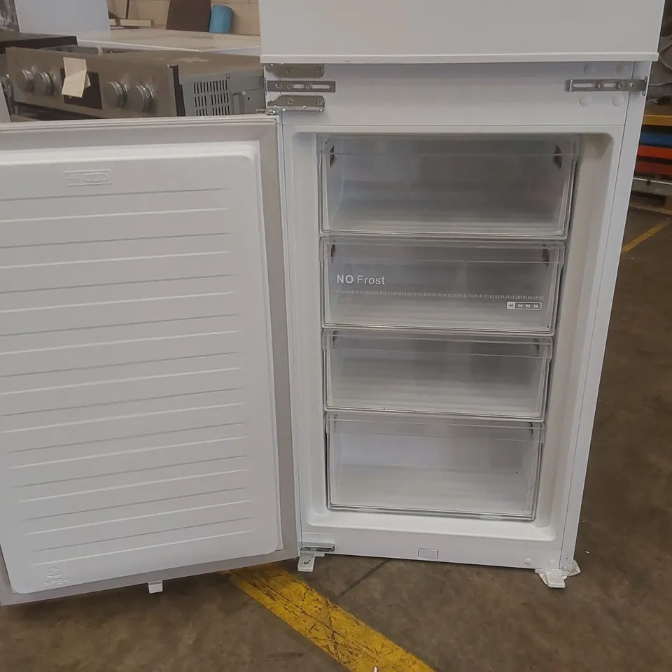 HISENSE HIS-RIB291F4AWE 50/50 FRIDGE FREEZER