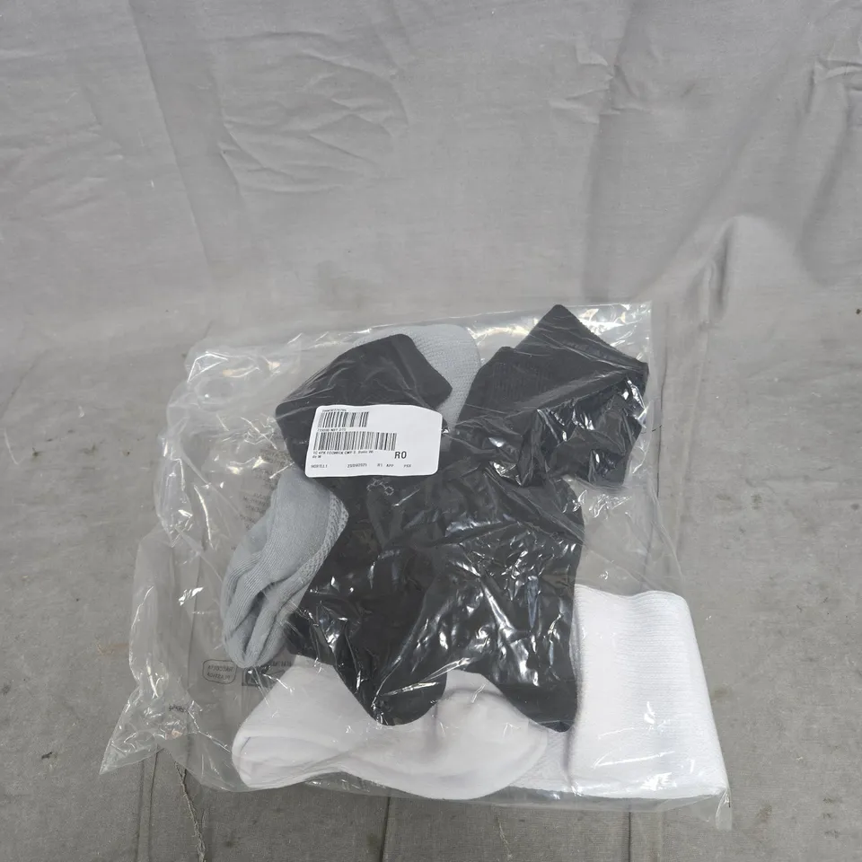 TOMMIE COPPER SET OF 4 ECOWICK COMPRESSION SOCKS BASIC WIDE MEDIUM