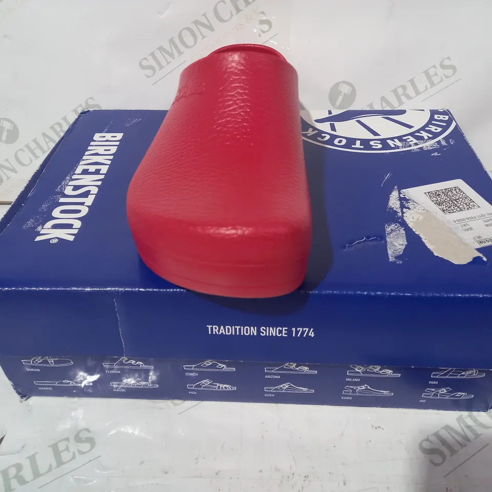 BOXED PAIR OF BIRKENSTOCK SUPER BIRKI CLOGS IN RED UK SIZE 4.5