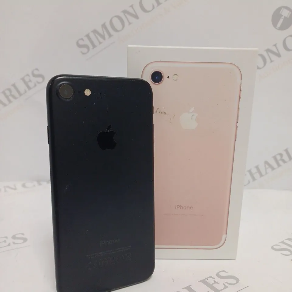 APPLE IPHONE 7 (A1778) SMARTPHONE