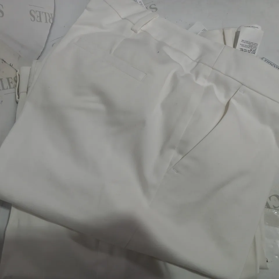 MAX MARA SET OF 3 PAIRS OF TROUSERS IN IVORY COLOUR AND VARIOUS SIZES