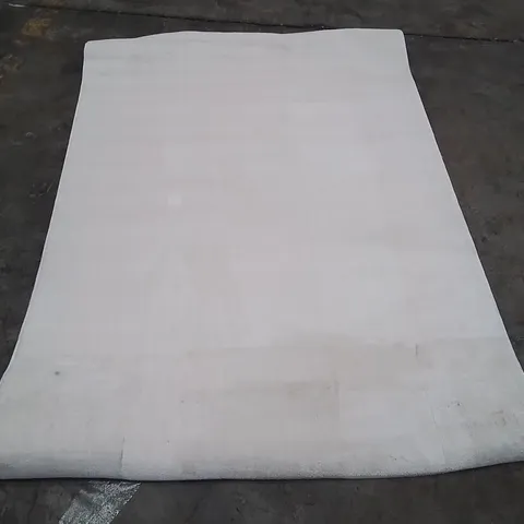 QUALITY DESIGNER AREA RUG - APPROXIMATELY 170X120CM