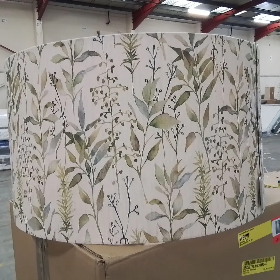 BOXED DRUM LAMP SHADE -FLORAL GREEN-