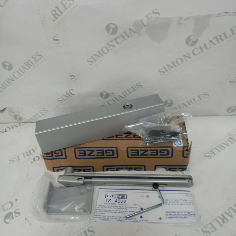 BOXED GEZE TS 4000 FIRE DOOR CLOSER IN SILVER