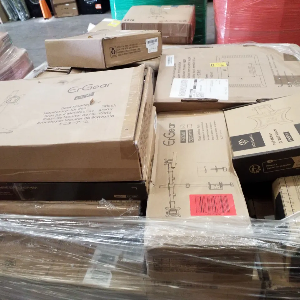 PALLET CONTAINING ASSORTED TV & MONITOR MOUNTS