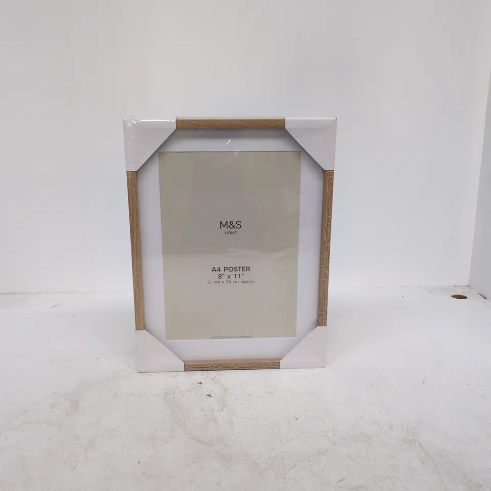 SET OF 2 M&S A4 POSTER WOODEN FRAME