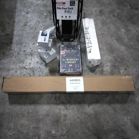 PALLET OF HOUSEHOLD ITEMS TO INCLUDE FOLDING FANS, BOOK, PENCIL SHARPENERS, STAIR CARPET RODS, BIKE REAR RACK AND OTHER ASSORTED ITEMS...