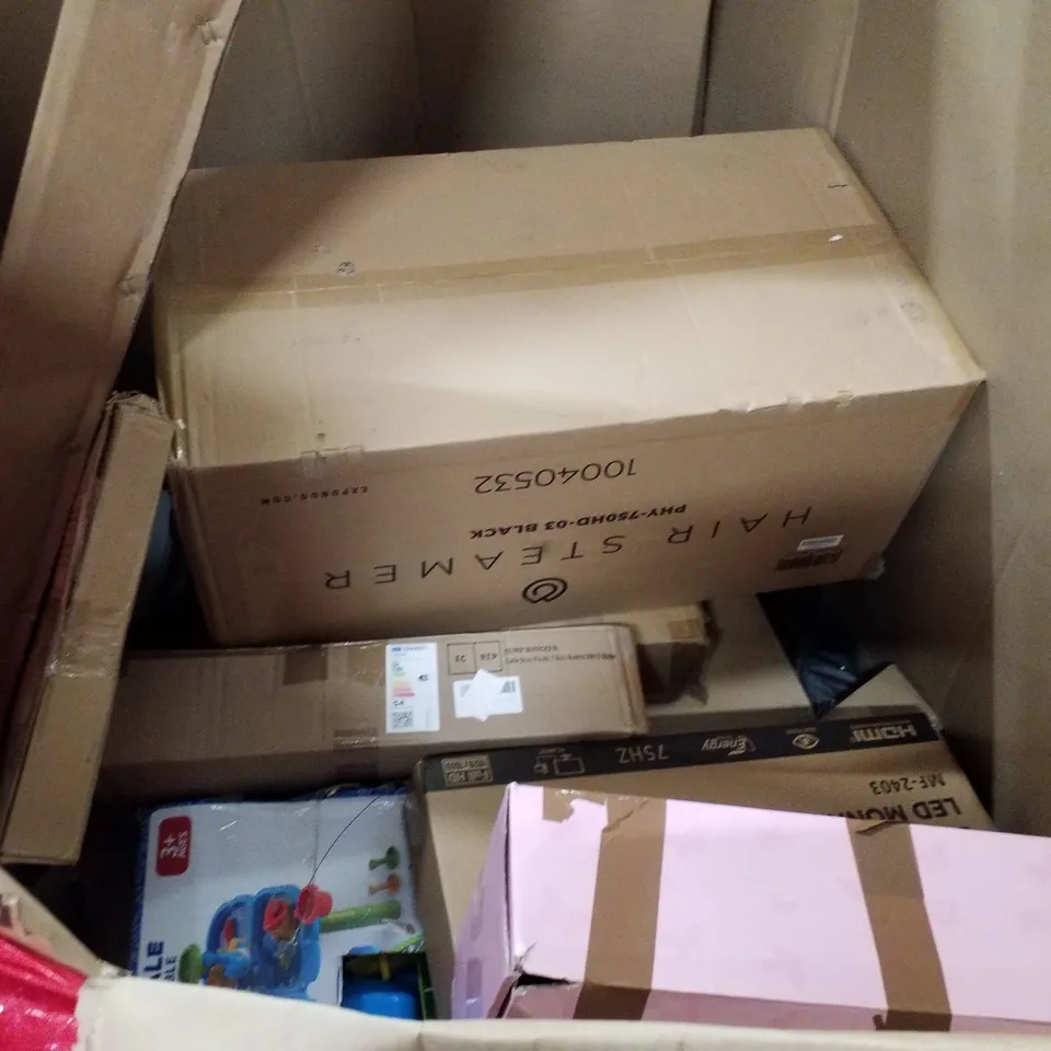 PALLET OF ASSORTED PRODUCTS INCLUDING AUDIO TURNTABLE, STAND HAIR DRYER, AUTOMATIC CONTINUOUS SHREDDING, FAN LIGHT