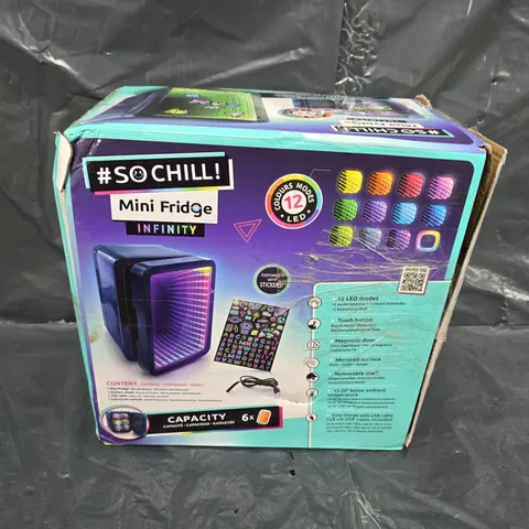 SO CHILL! MINI FRIDGE INFINITY