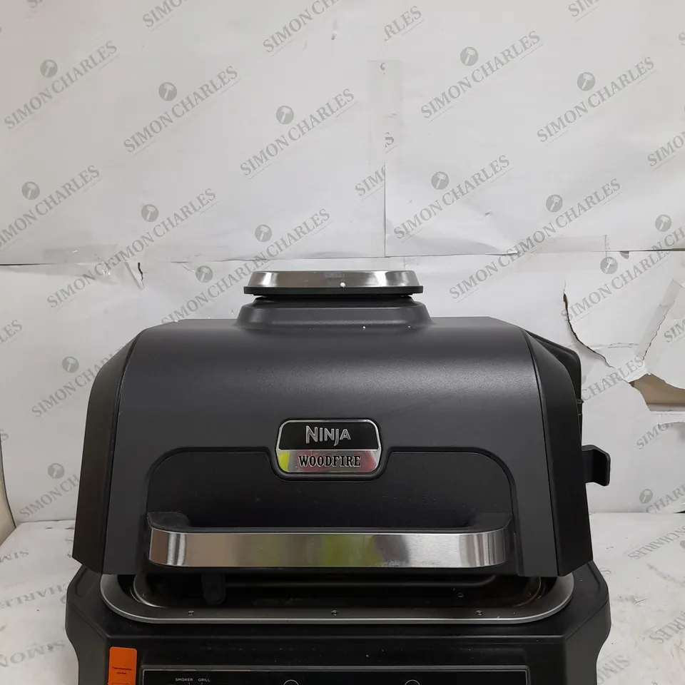 BOXED NINJA WOODFIRE PRO XL ELECTRIC BBQ GRILL & SMOKER IN BLACK - COLLECTION ONLY