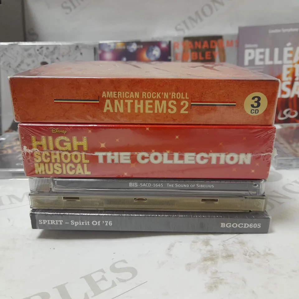LOT OF APPROX 14 ASSORTED CD'S TO INCLUDE THE BEST DISCO ALBUM, DISHARMONY BREAKOUT, HIGH SCHOOL MUSICAL THE COLLECTION, ETC