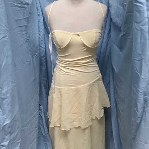 LUCY IN THE SKY DRESS β YELLOW STRAPLESS WITH LAYERED SKIRT (LOS ANGELES, USA)